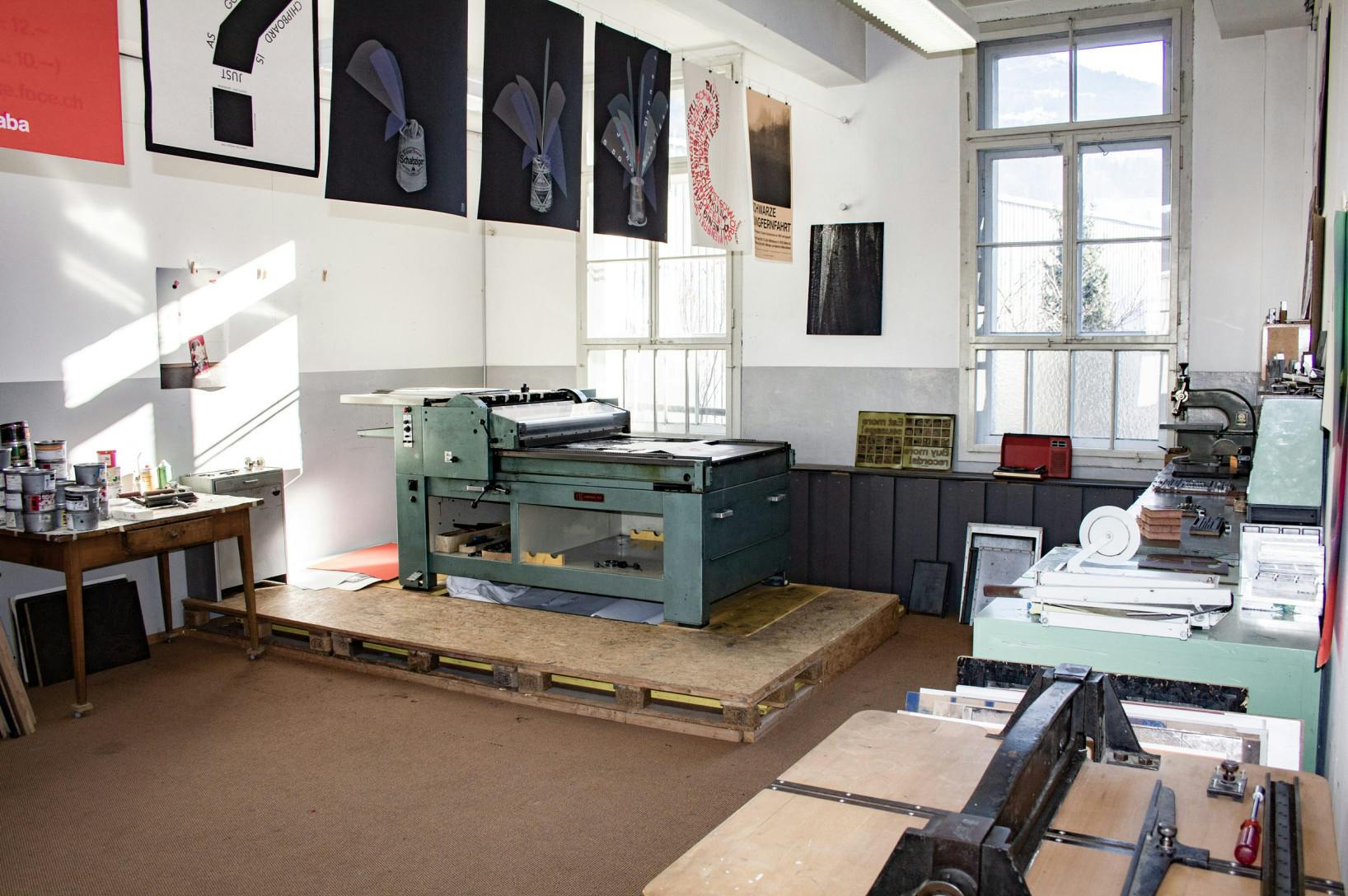 Studio Näfels, Switzerland: FAG proof press in the middle room